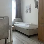 Ξενοδοχείο Luebecker Hof 2*