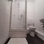 吕贝克酒店 2* 鲁纳