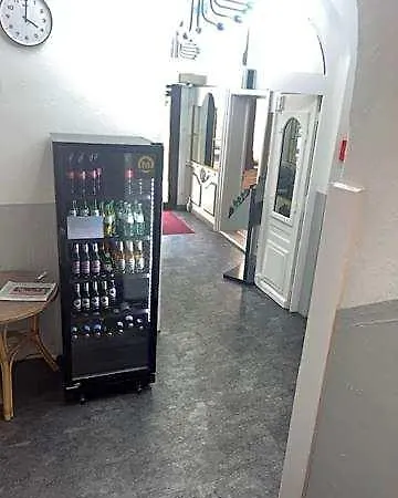 Luebecker Hof Отель Линебург
