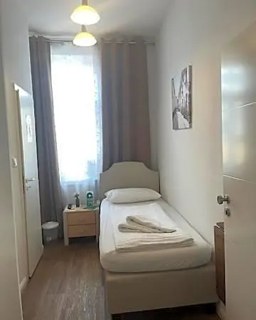 호텔 Luebecker Hof 2*